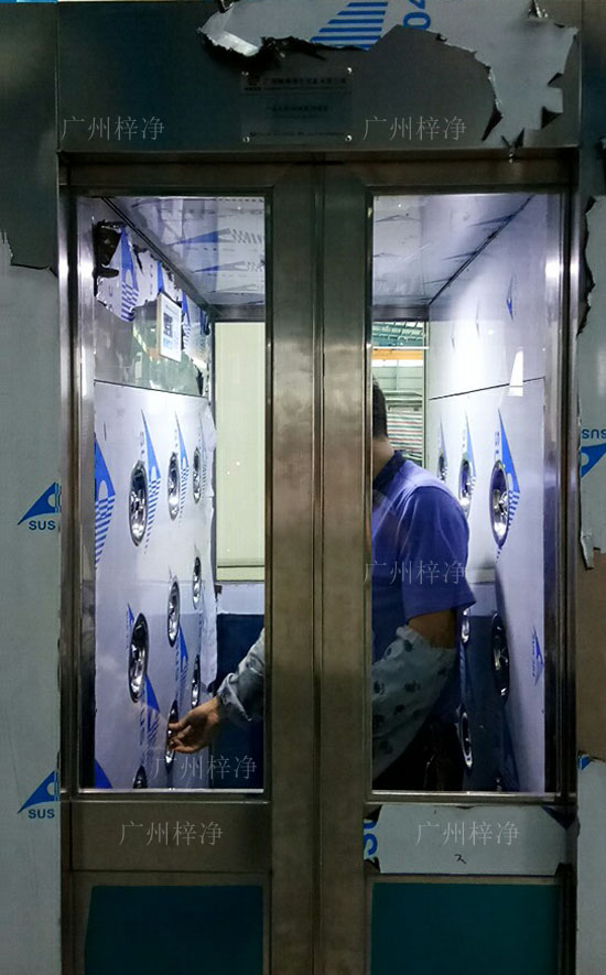 自動平移門風(fēng)淋間調(diào)試 自動平移門風(fēng)淋間調(diào)試