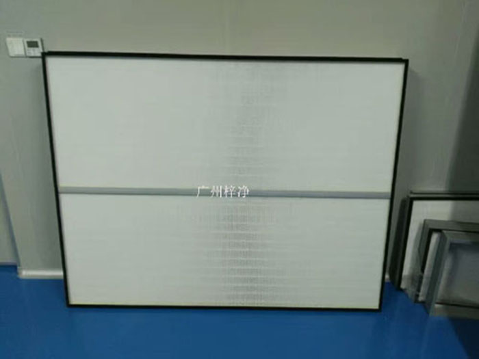 HEPA高效過濾網(wǎng)可廣泛用于光學(xué)電子、LCD液晶制造，生物醫(yī)藥、精密儀器、飲料食品，PCB印刷等行業(yè)無塵凈化車間的空調(diào)末端送風(fēng)處。